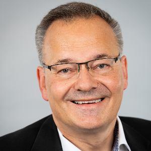 Marc Hüttenrauch Profilbild Marc Hüttenrauch Profilbild