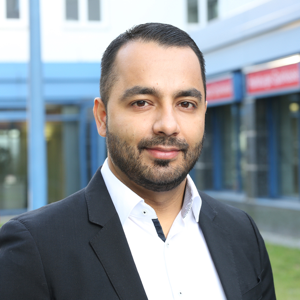 Omar Aslami Profilbild Omar Aslami Profilbild
